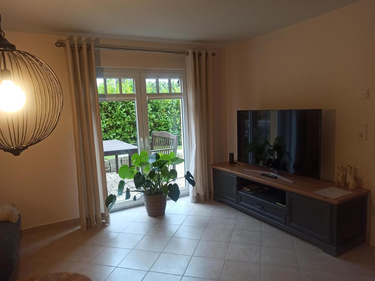 Schoene 77Qm Wohnung In Gehobener Lage Direkt Am Wald Rodenbach  Kültér fotó